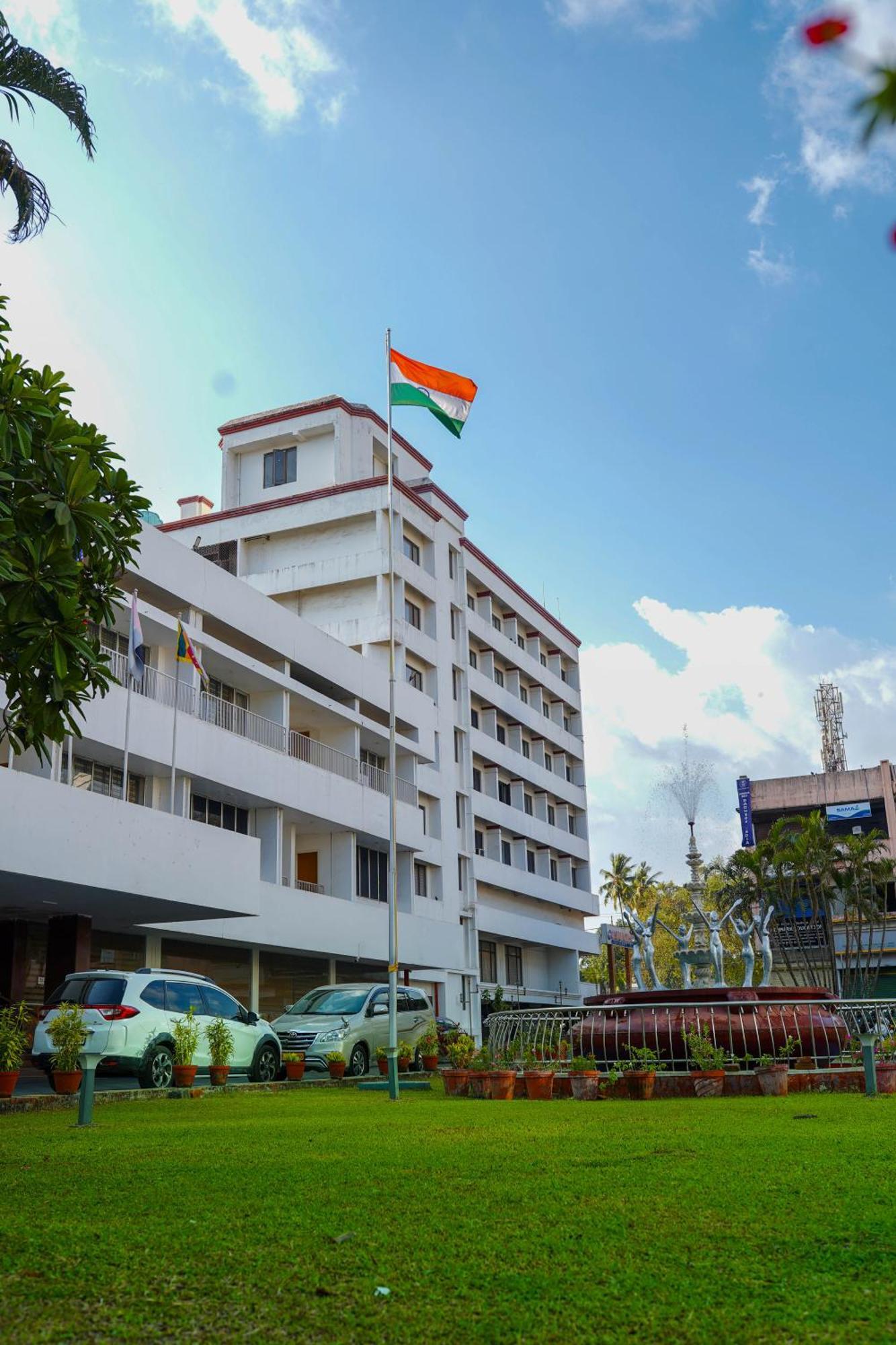 Casino Ltd होटल Thrissur